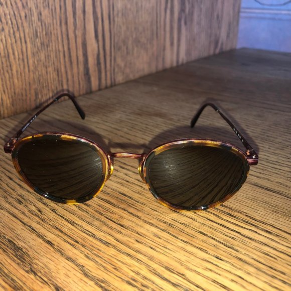 Giorgio Armani Sunglasses Vintage - Picture 2 of 7